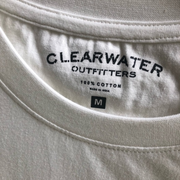 🇺🇸 CLEARWATER CHRISTMAS FISHING T-SHIRT, Size M - Picture 5 of 6